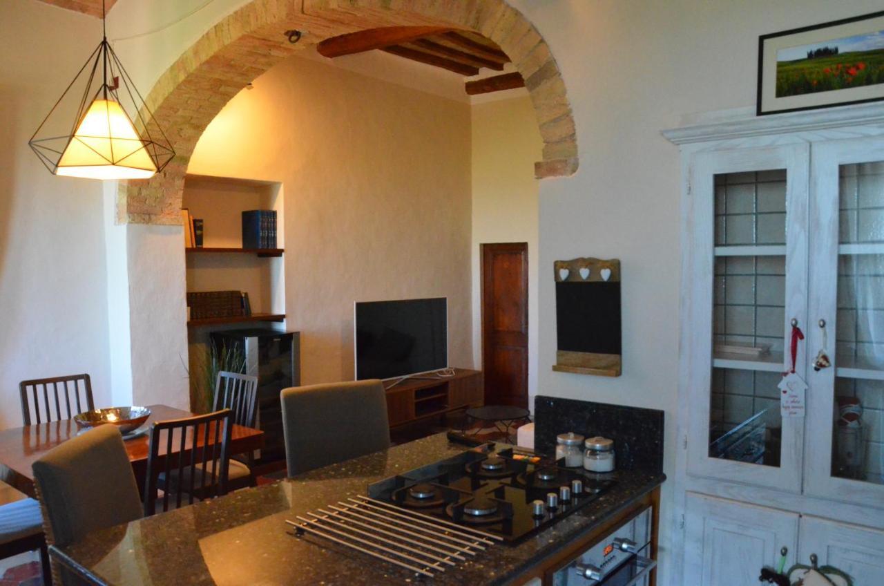 La Terrazza Sull'Alba Apartment Montalcino Bagian luar foto